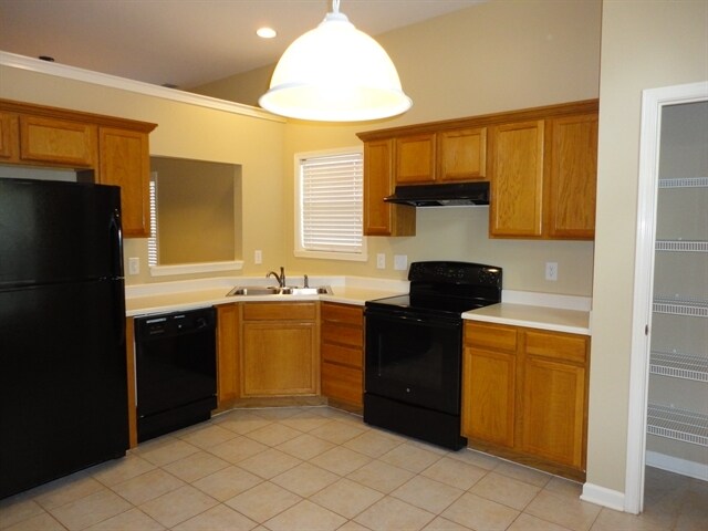 Foto del edificio - 11447 Drabble Ln