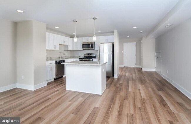 Building Photo - 515 W Chelten Avenue Unit 2B-1404