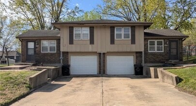 Building Photo - 1300 Baltimore St Building Photo - 1300 Baltimore St