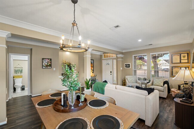 Building Photo - 13718 Cardinal Flowers Dr