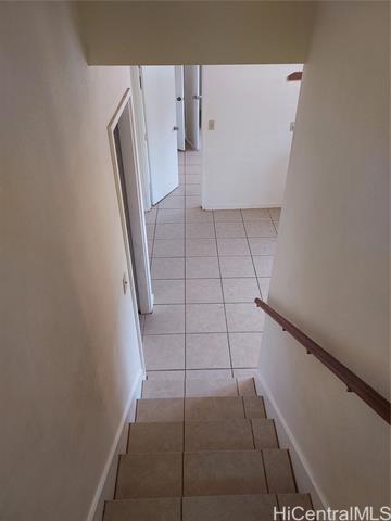 Building Photo - 1802 Laniloa Pl