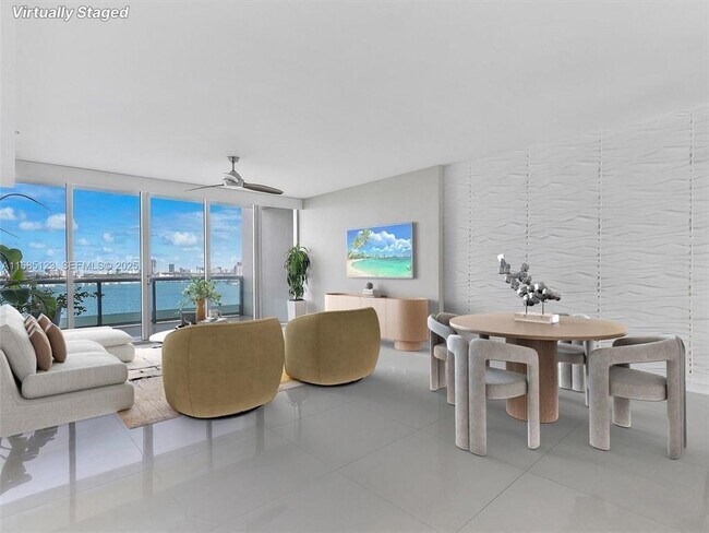 Foto del edificio - 7935 East Dr