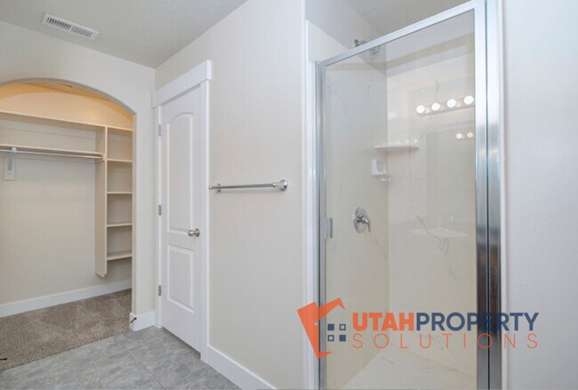 Foto del edificio - 4449 Mountain Run Ln