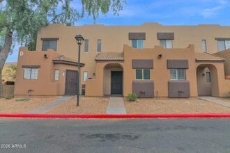 Building Photo - 1935 W Morten Ave