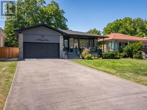 Building Photo - 10 Terrydale Dr