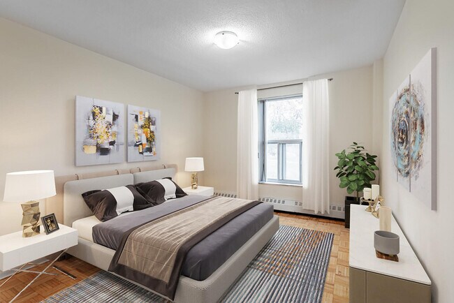 Photo du bâtiment - 1875 Steeles Avenue West