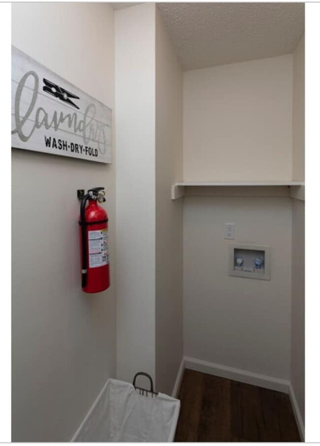 Interior Photo - Whispering Woods Apts