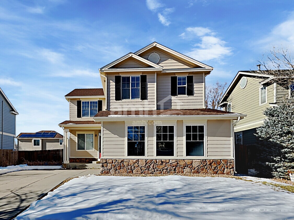 Primary Photo - 10439 Vaughn Way