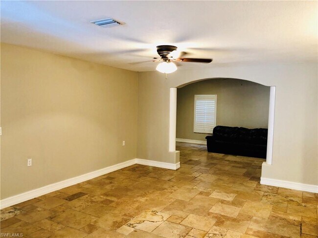 Foto del edificio - 4707 Nottingham Dr