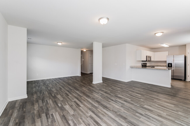 Building Photo - 204 Saddle Brooke Trce