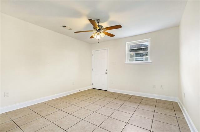 Building Photo - 2511 Touro St