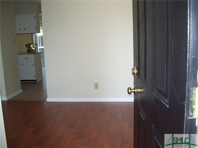 Foto del edificio - 13 Peach Blossom Cir