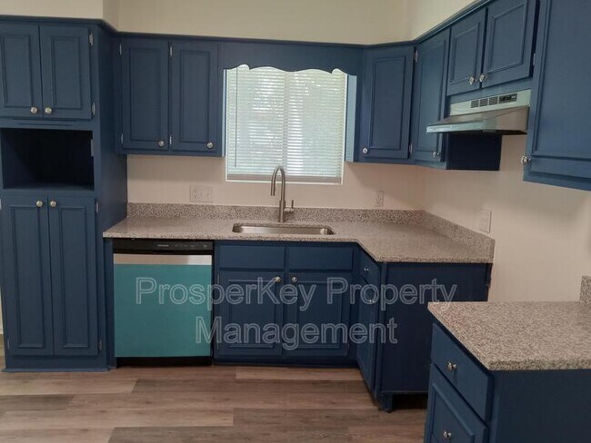 Foto del edificio - 6601 Bradford Dr