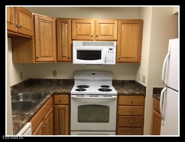 Foto del edificio - 2111 Jefferson Park Ave