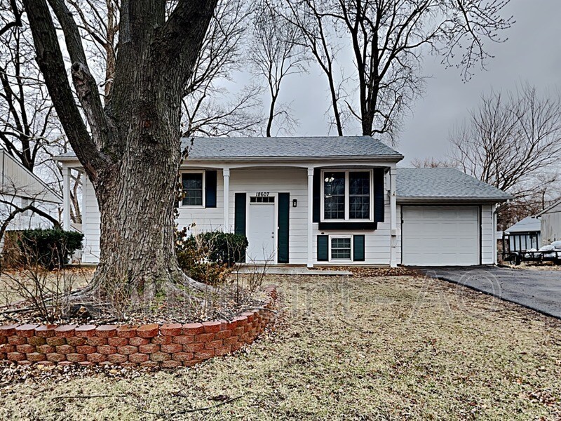 Foto principal - 18607 E Susquehanna Ridge