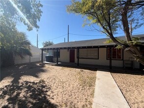 Building Photo - 1628 Thelma Ln