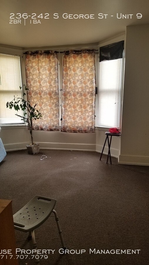 Large 3rd Floor Apartment Apartment for Rent in York, PA