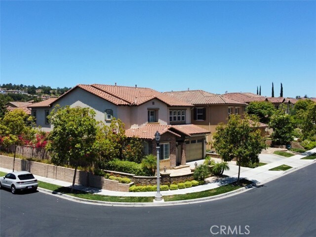 Building Photo - 57 Summerland Cir