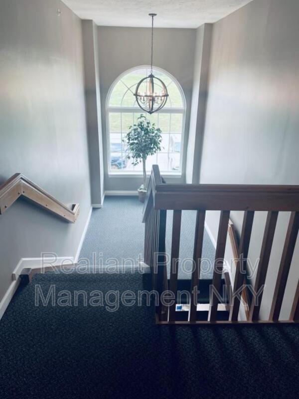 1065 Wellington Dr, Alexandria, KY 41001 House Rental in Alexandria