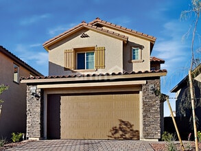 Building Photo - 300 Palazza Reserve Pl