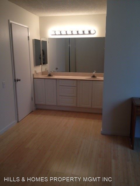 Foto del edificio - 3 br, 2 bath House - 8467 LINDEN AVE