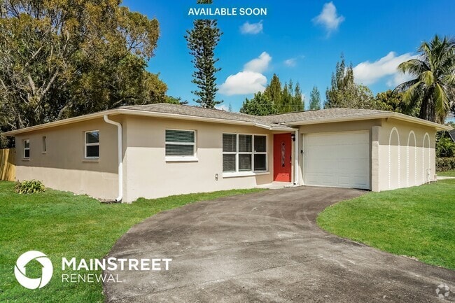 Building Photo - 7311 Louise Dr