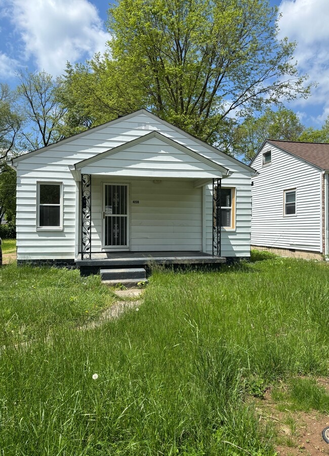 Building Photo - 4230 Norwaldo Ave