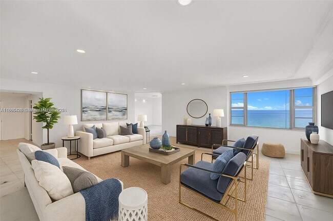 Foto del edificio - 5255 Collins Ave