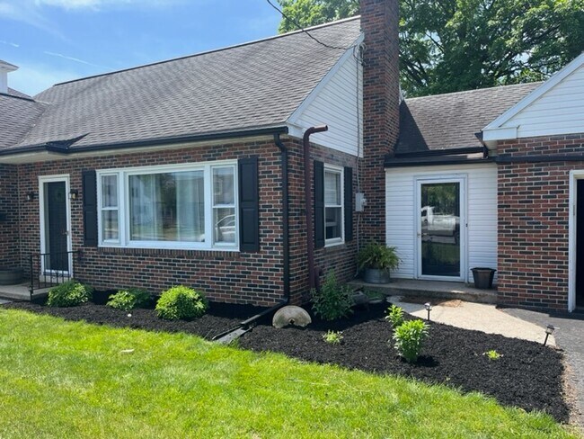 Foto del edificio - 130 N Grant St