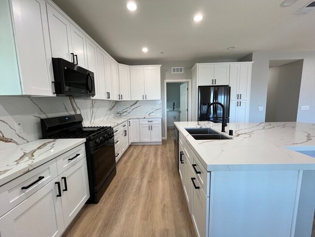 Building Photo - VIEWS VIEWS VIEWS!! BRAND NEW CONSTRUCTION...