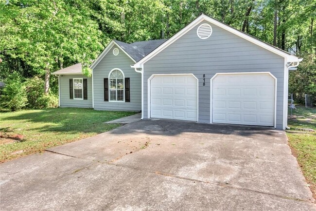 Building Photo - 878 Grindstone Dr SW