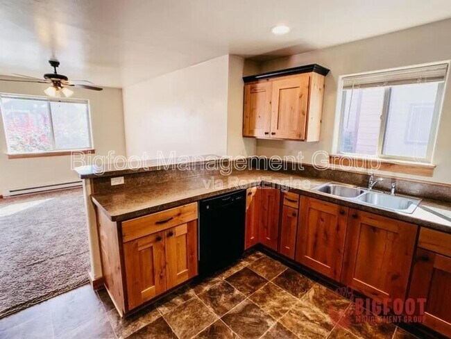 Foto del edificio - 3702 Travertine Way