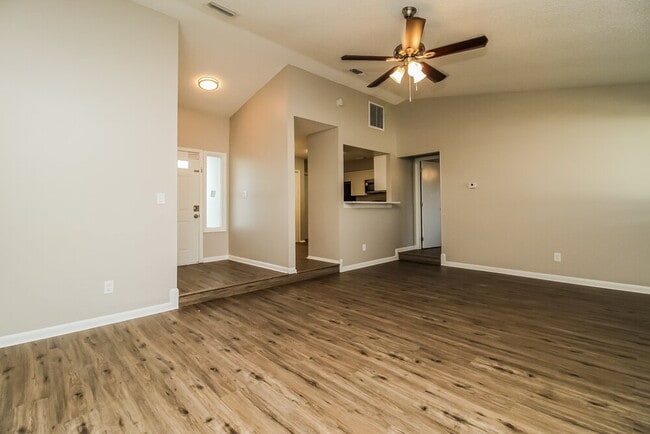 Foto del edificio - 1533 Colony Ave