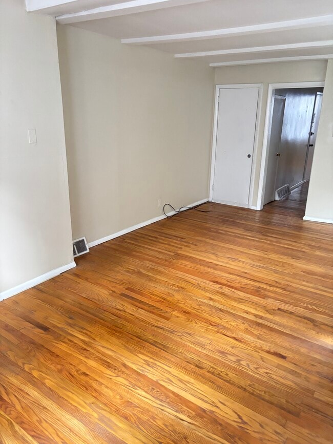 Building Photo - 2023 Brandywine St