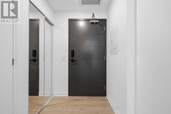 Building Photo - 223 Princess St