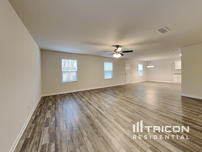 Building Photo - 331 Indian River Drive Jefferson GA