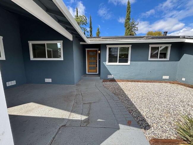 Building Photo - "Beautifully Remodeled 4-Bed Walnut Creek ...