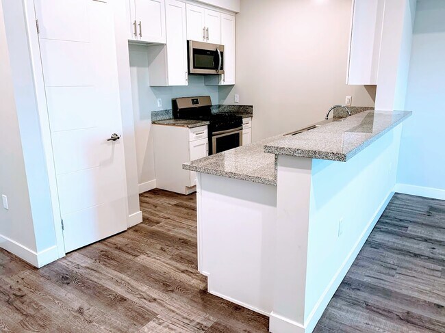 Foto del edificio - 14333 Roscoe Blvd