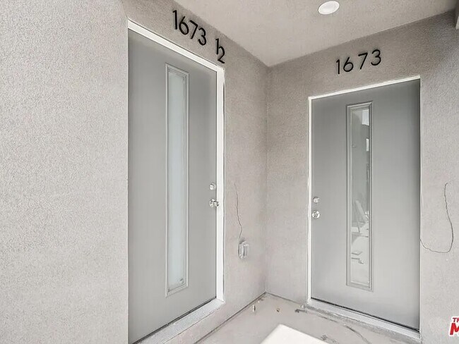 Foto del edificio - 1673 E 111th St