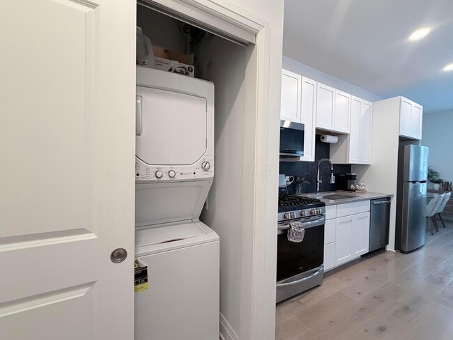 Foto del edificio - 6640 Mooney St