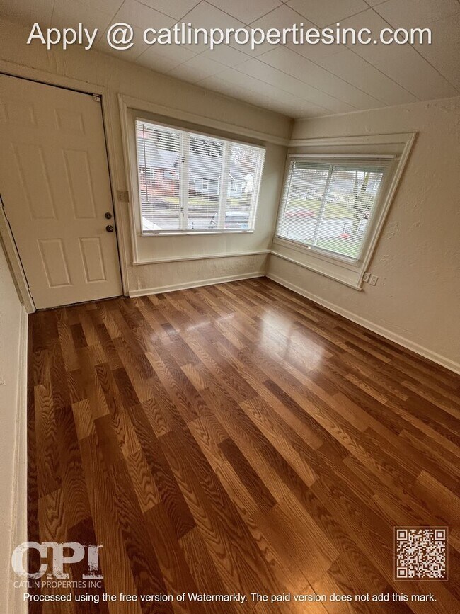 Foto del edificio - 323 15th Ave