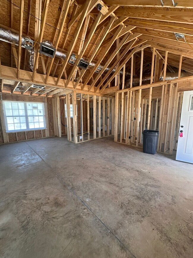 Building Photo - 4 Bed 3 Bath New Construction Brick Home