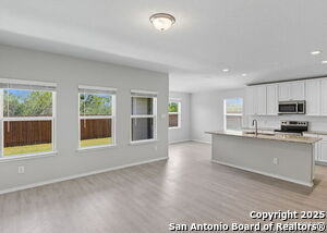 Foto del edificio - 221 Savage St