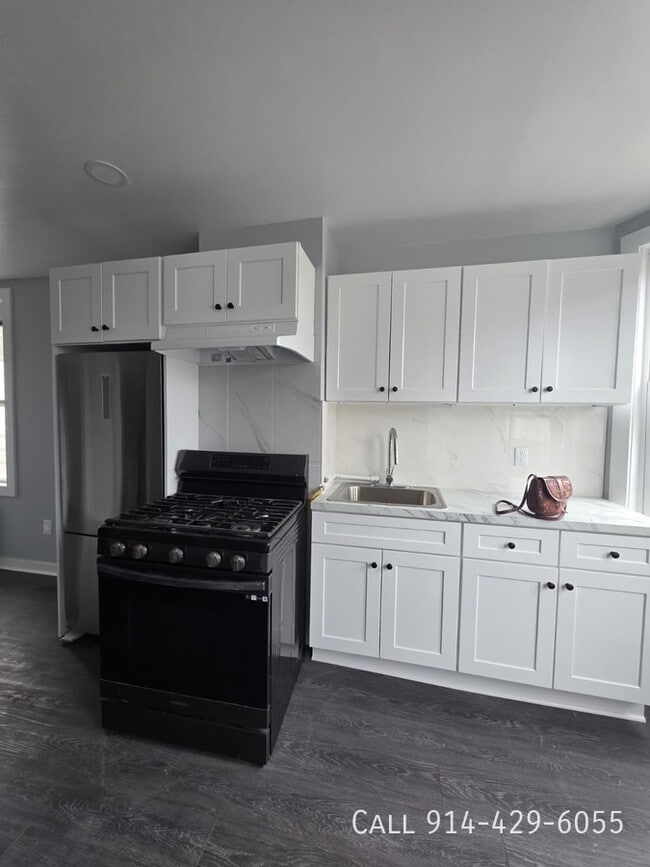 Photo - 132 Willow St Apartment