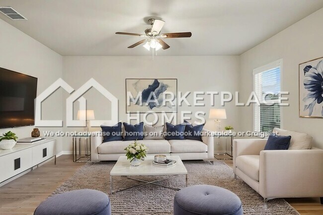 Building Photo - 215 W L Miller Dr