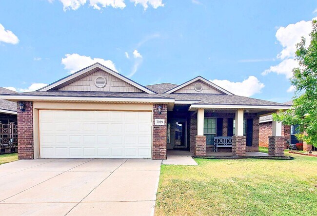 Foto del edificio - Beautiful 3/2/2 home in Quincy Park