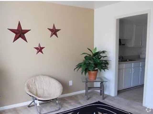 Living Room - Broadway at East Atlanta