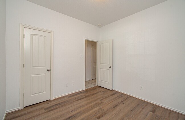 Foto del edificio - 13822 Roman Ridge Ln