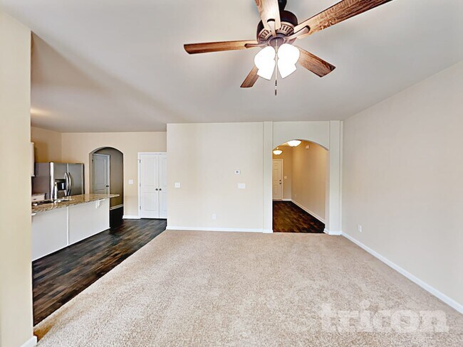 Foto del edificio - 174 Southwind Cir