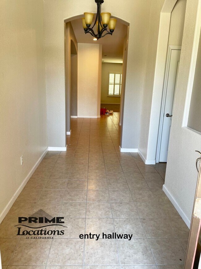 Foto del edificio - Redefining a quality rental